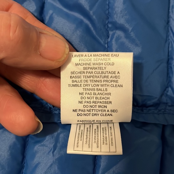 NWOT Roots down jacket - Picture 10 of 10